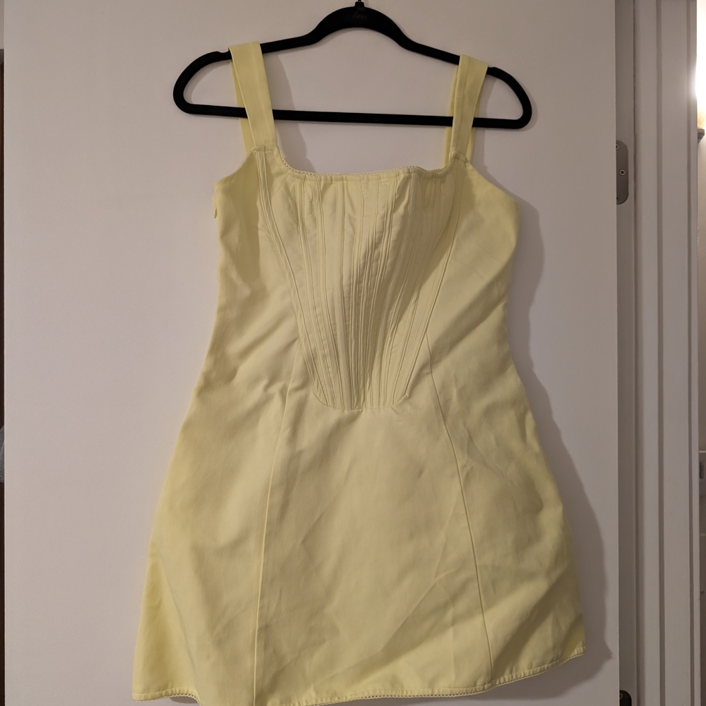 Elegant Yellow Dress